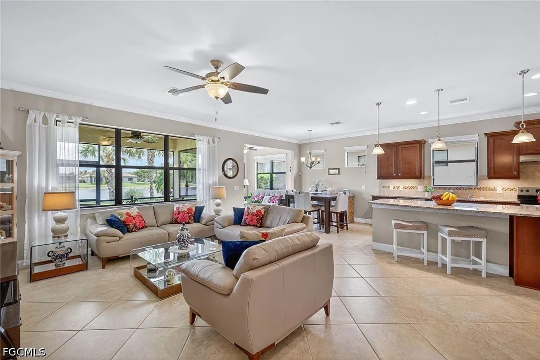 2 bed, 2.0 bath, 1805 sqft, $3,899 — Photo 4