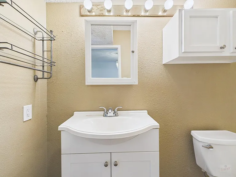 910 Duncan Ln #26 — Photo 10
