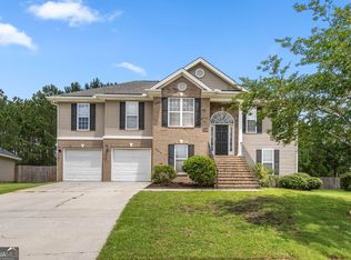 197 Parker Ln, Richmond Hill, GA 31324