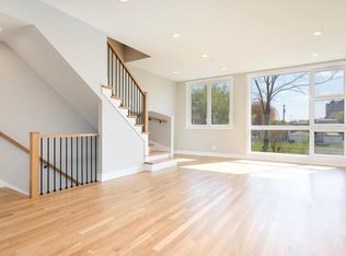 3205 S Stewart Ave, Chicago, IL 60616