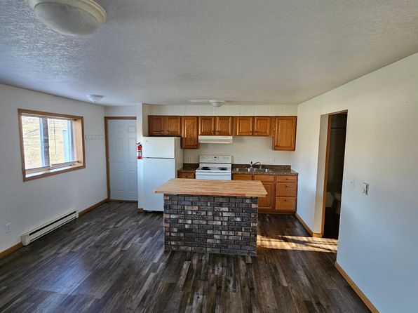 1260 Oakview Dr #1