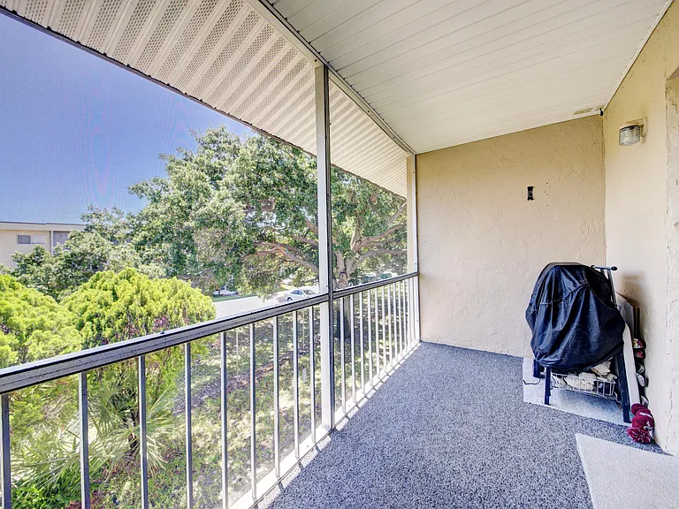 3135 Shady Dell Ln #240 — Photo 6
