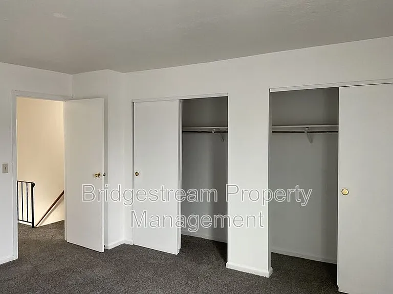 961 Taylorsview Dr — Photo 20