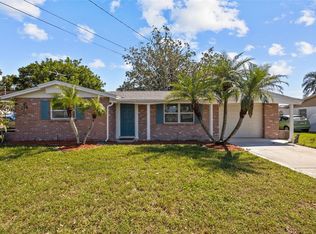 5300 Front Dr, Holiday, FL 34690