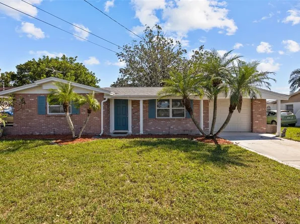 5300 Front Dr, Holiday, FL 34690