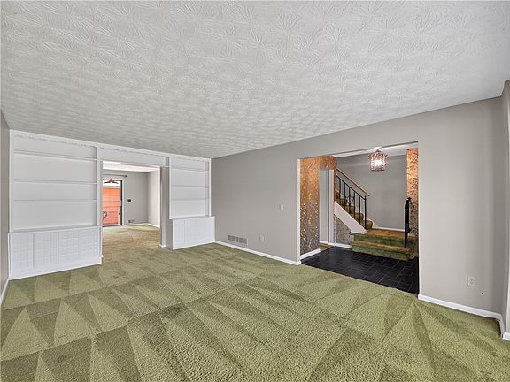 5th image of 47 Huxley Way