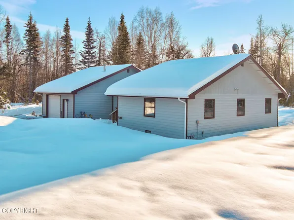 51895 Trader John St, Kenai, AK 99611