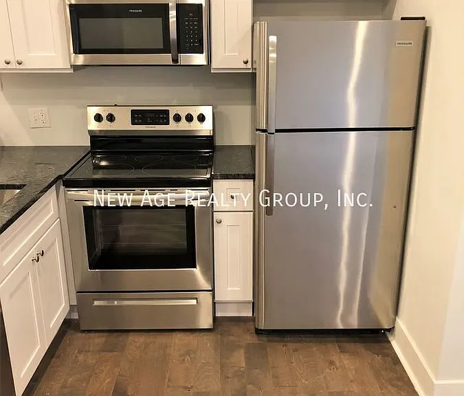 3713 Haverford Ave #1R — Photo 2