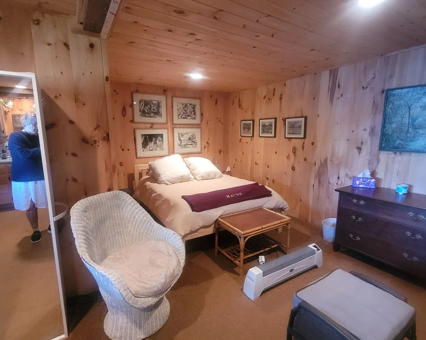 2 bed, 900 sqft, $1,300 — Photo 2