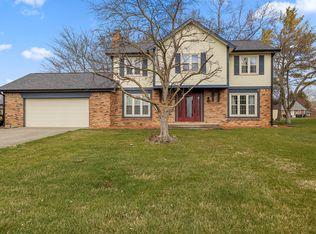 1338 Greenhills Rd, Greenfield, IN 46140