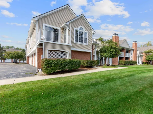 56156 Troon Dr N, Utica, MI 48316