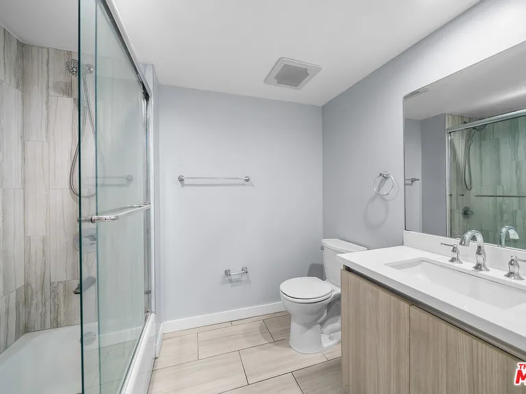 8532 Cashio St #101 — Photo 11
