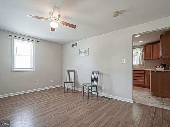 2nd image of 24 New Jersey Ave
