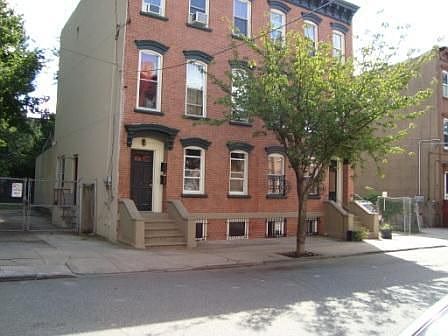 1st image of 262 Whiton St