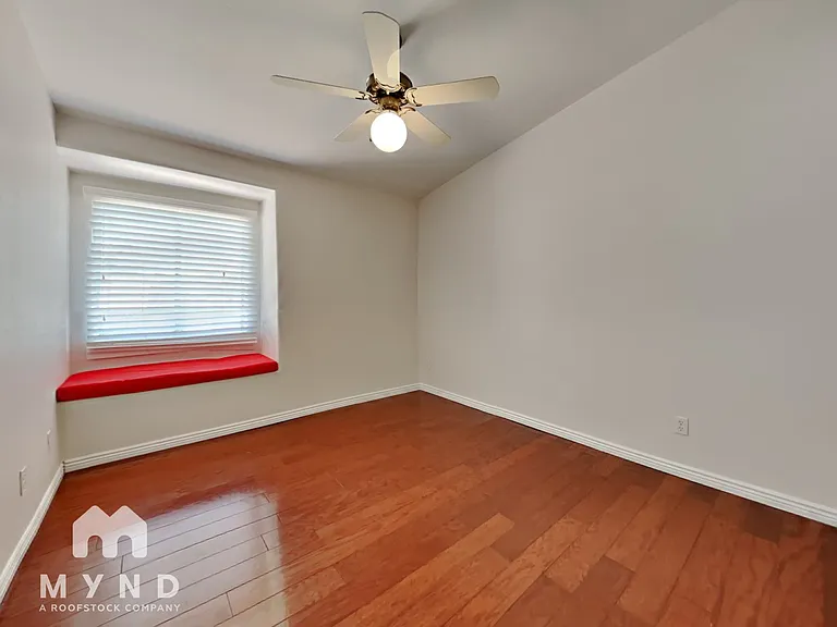 5623 E Grandview Rd — Photo 29