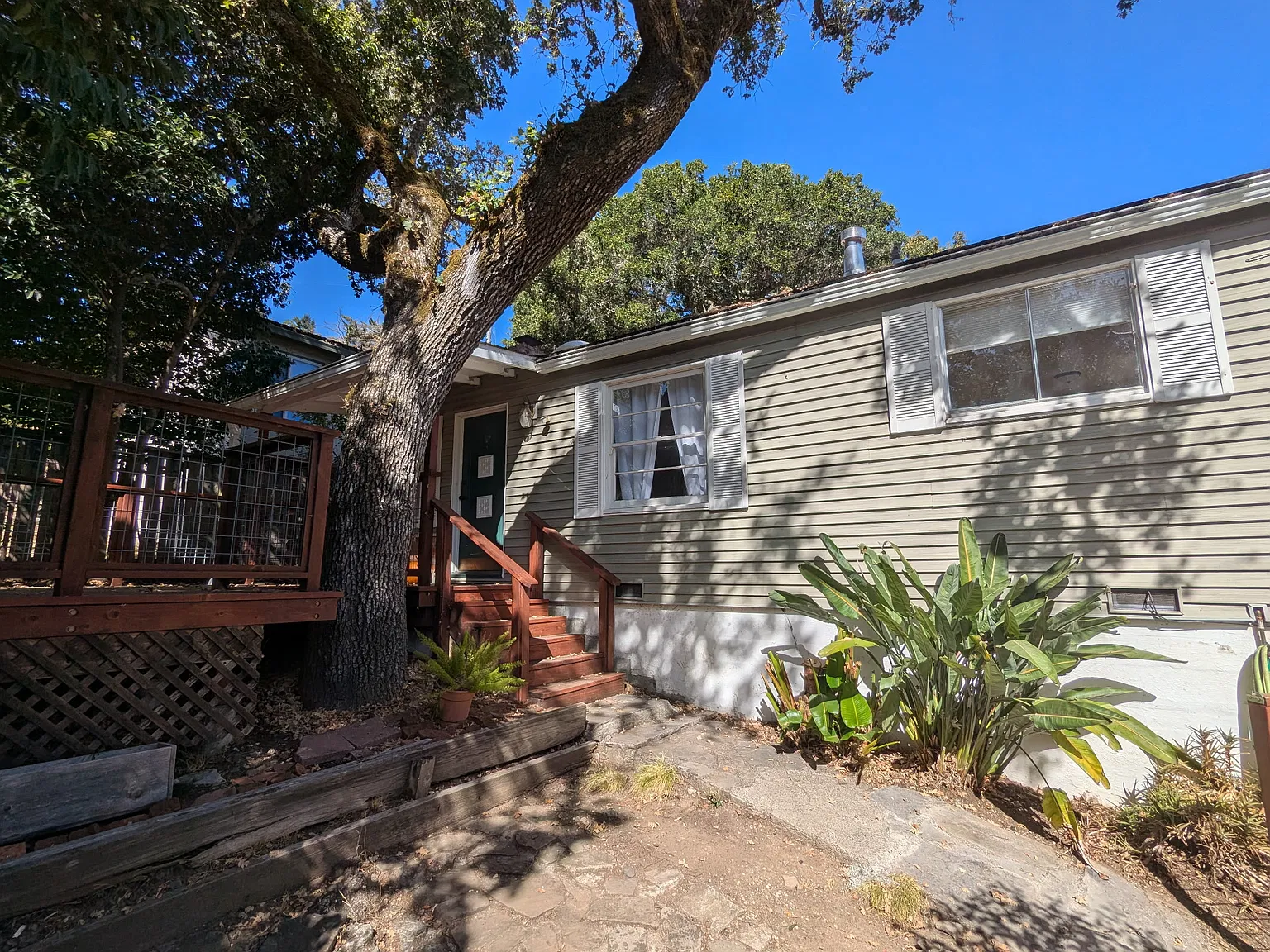 3 bed, 1152 sqft, $4,000 — Photo 1