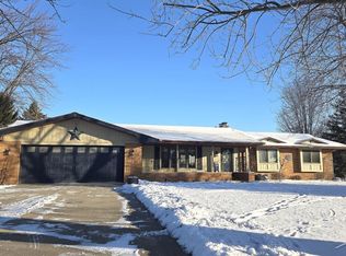 7045 Wadsworth Rd, Saginaw, MI 48601