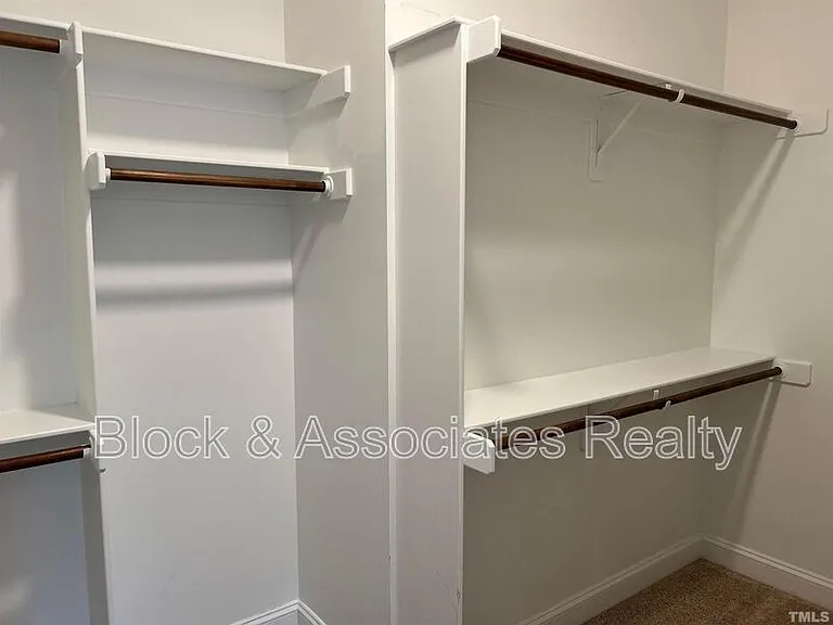 555 Mariah Towns Way — Photo 11