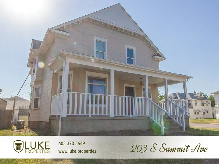 203 S Summit Ave — Photo 18