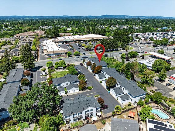 2nd image of 1780 Marlow Road