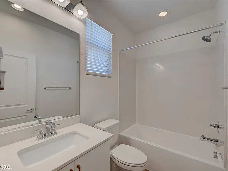 11636 Fleet Wing Ave — Photo 8