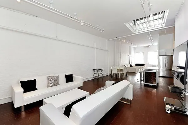 Rented by Eisenberg Exclusives | media 20