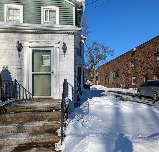 5486 Broadway St — Photo 22