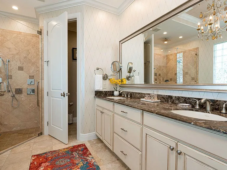 7667 Martino Cir — Photo 20