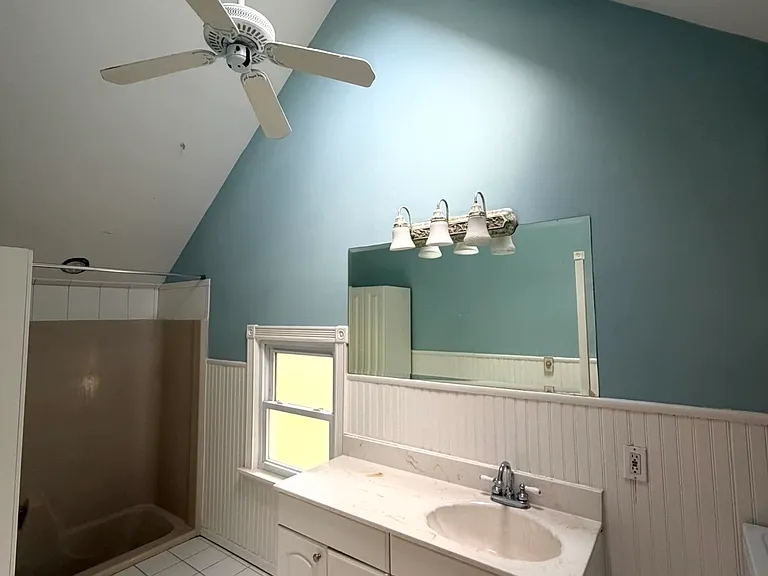 217 Church St — Photo 18