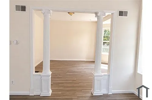 14 Parkland Pl Photo 1