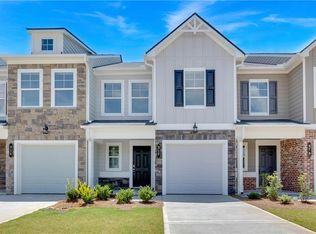 317 Rolling Green Rd, Adairsville, GA 30103