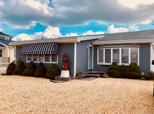 37 Kittiwake Ave, Lavallette, NJ 08735