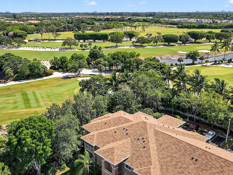 6511 Emerald Dunes Dr #304 — Photo 49