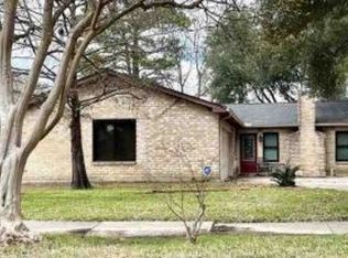 6726 River Mill Dr, Spring, TX 77379