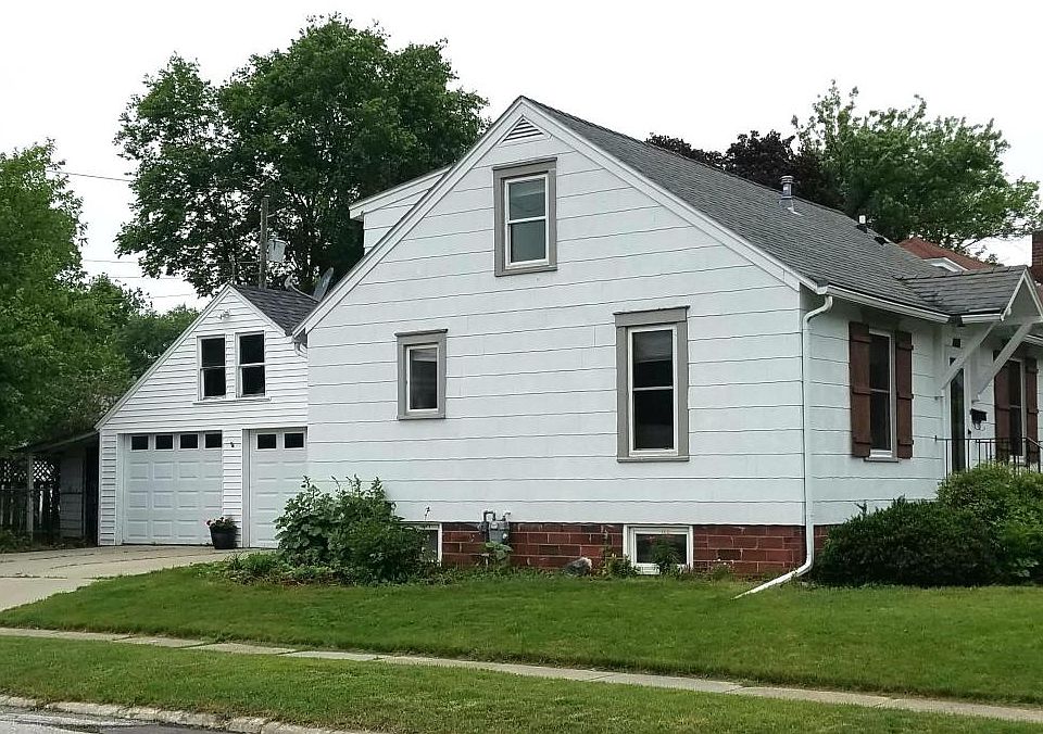2nd image of 1003 Roosevelt Ave