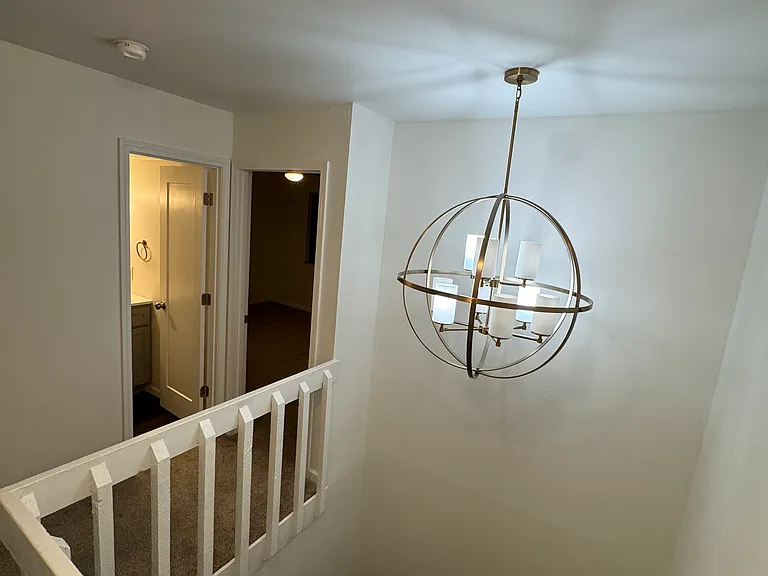 2503 Savoy Dr — Photo 10