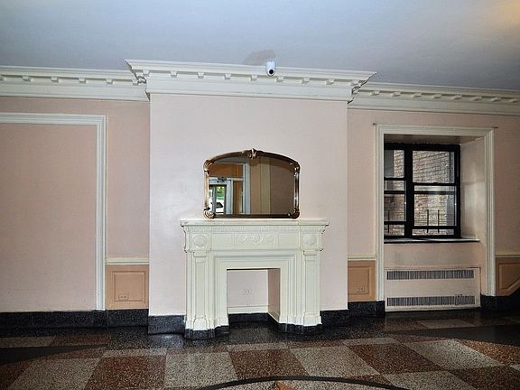 3rd image of 4115 45th St APT 2A