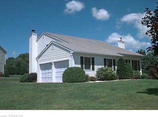 11 Taverner Rd, Windsor, CT 06095