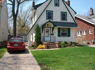 1084 Elbon Rd, Cleveland Heights, OH 44121