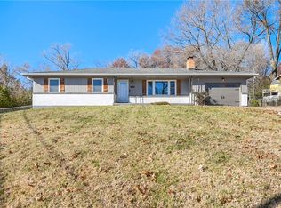 5612 NW Hutson Rd, Kansas City, MO 64151