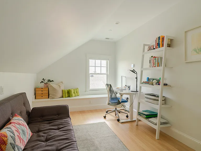 36 Laurel St #1 — Photo 26