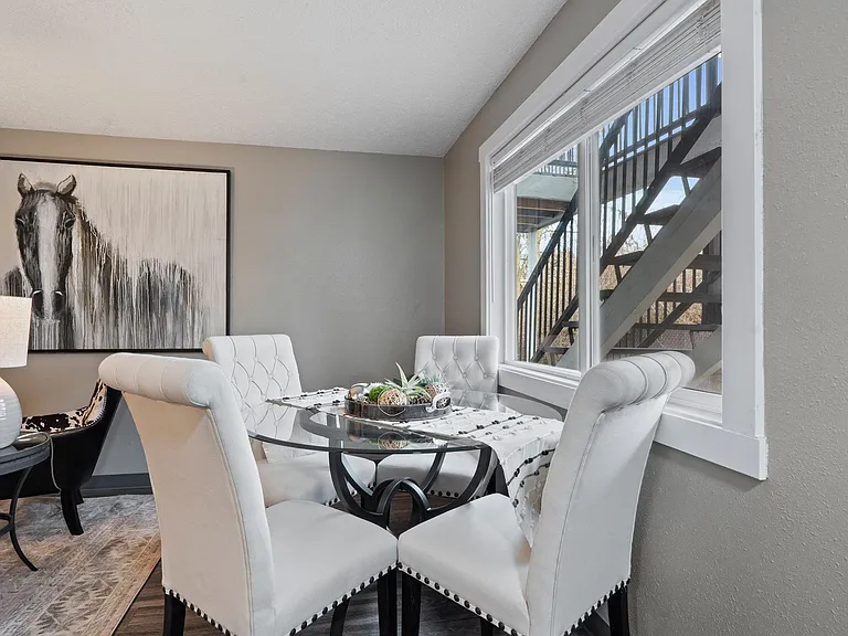 222 W 7th Ave #7 — Photo 9