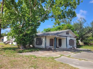 414 N 5th St, Fulton, TX 78358