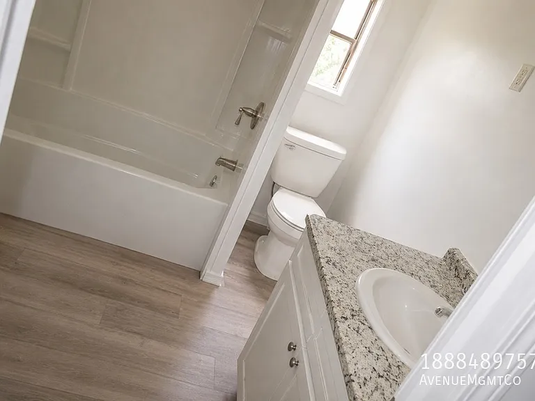 715 23rd St NW #7 — Photo 4