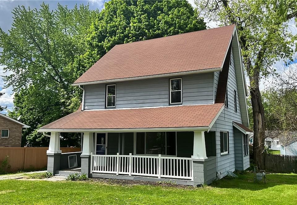 1st image of 27 Muskoka Dr