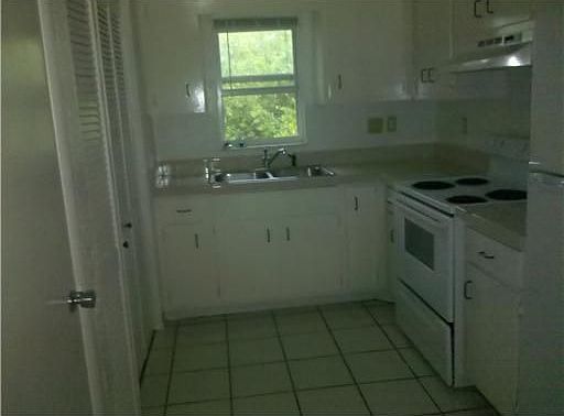 3rd image of 310 7th St N APT E