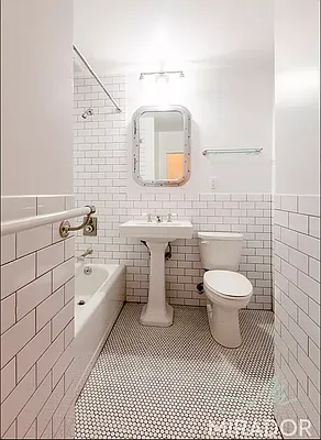 Rented by Mirador Real Estate | media 15