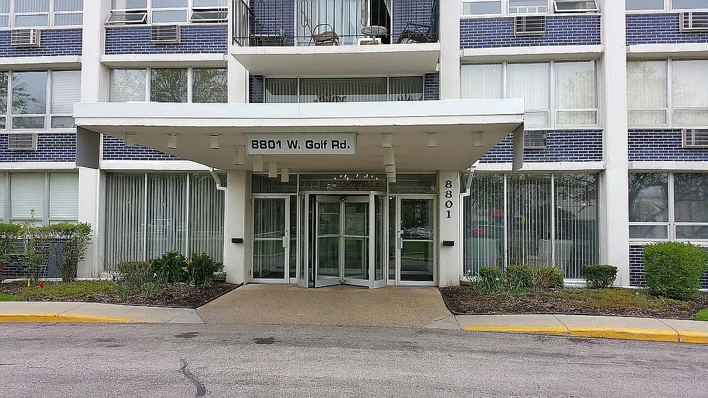 8801 W Golf Rd APT 7F photo 1