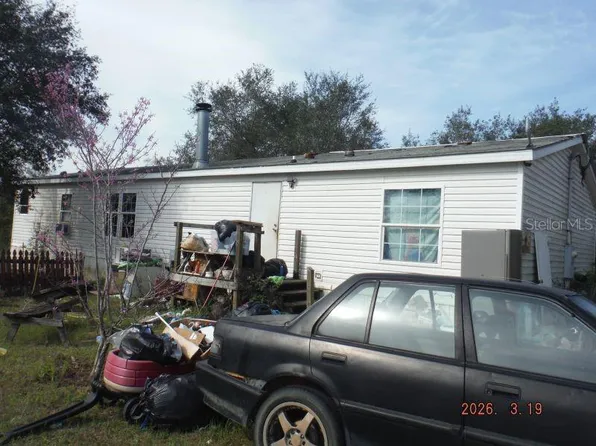 748 Greyhound Ln, Youngstown, FL 32466