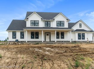 1189 Invitational Dr, Metamora, MI 48455